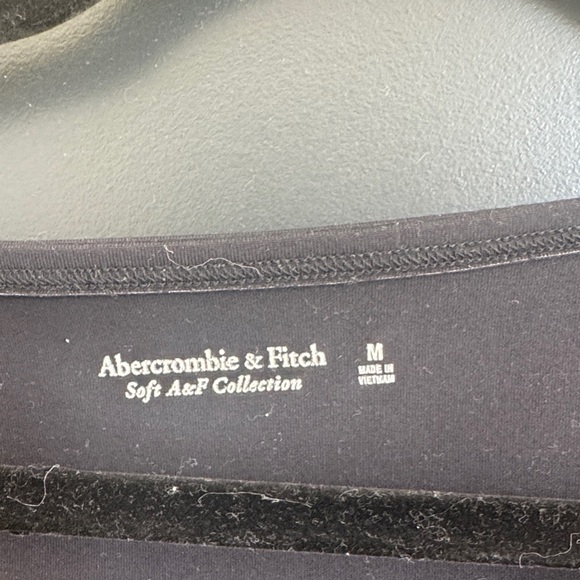 Abercrombie & Fitch Black Soft Collection Top - Picture 2 of 3